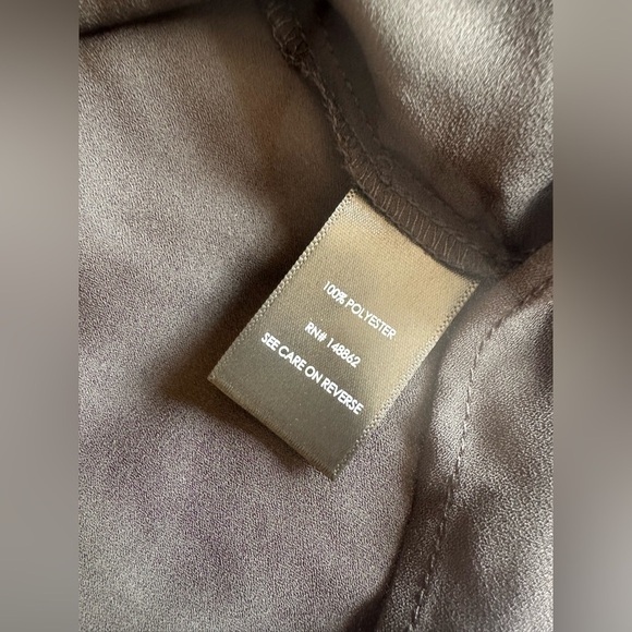 New Torrid Shear Type Black Top Sz M/L (US 10) - Picture 3 of 3